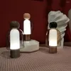 Lampadaires Nordic LED Lampe Table de chevet Designer Easy Peasy ToGo pour chambre à coucher Bar Salle d'étude Restaurant Décor Mini