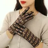 Fashion Five Fingers Guantes para mujeres diseñador de cuero Invierno Invierno Pantalla de oveja táctil táctil i3rr#