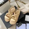 Sliders Luxury Slipper Rope Woven Shoe Summer Nouvelle femme Sandale Lettre en métal Slière Confort Chaussures plates avec mome à moab