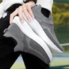 Chaussures d'été pour hommes respirant mode hommes baskets en plein air mocassins décontractés marche chaussette chaussure Tenis Masculin Zapatillas Hombre 240131