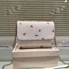 2024 Brand Women Straw Berry Print Bag Classic Loving Heart Romantic Designer Chain Cherry Patterncross Body New-York Dames Single Small Square 240202