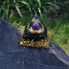 Dekorativa figurer Natural Stone Orgonite Pyramid Amethyst Crystals Orgone Energy Generator Healing Chakra Meditation Desk Home Ornaments