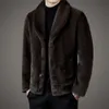 Połączenie futra i podwójnego designerskiego noszenia śniegu błękitne norek zima w średnim wieku krótka kurtka męska płaszcz lapowy styl 8L9I