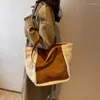 Abendtaschen Lammwolle Plüsch Große Einkaufstasche für Frauen Trendy Kunstpelz Wildleder Schulter Frau Designer Farbkontrast Shopping Handtasche