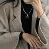Designer Autumn/Winter Oval Black Mamma Brain Pendant Snake Bone Sweater Chain med hög kvalitet och personlig unik halsband Populär år 2024