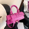 Borse a tracolla Moda Borsa a mano superiore Borsa da donna Designer Mini Borsa a tracolla Borsa da donna quadrata di dieci caratteri di alta qualità 2023 Borsa a portafoglio Flipstylishhandbagsstore