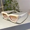 Sunglasses KAMMPT Retro Cat Eye Sunglasses New Fashion Ultra thin Thick Frame Gradient Mens Sunshade Umbrella Fashion Brand Design UV400 Glasses J240202