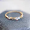 Pierścienie klastra Lamoon Vintage Bijou Opal Pierścień dla kobiet Klasyczny elegancki cienki 925 srebrny złoto plisowane akcesoria biżuterii