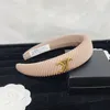 Klassieke Luxe Pure Kleur Letter Hoofdbanden Gebreid Designer Letter Y Merk Haarbanden Voor Vrouwen Meisjes Merk Elastische Hoofdband Casual Mode Hoofdband Hoofdwikkel Cadeau