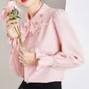 Kvinnors blusar eleganta fast färgpärlor Chiffon Butterfly Sleeve Shirt Clothing 2024 Spring Casual Tops Office Lady Blus D216