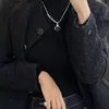 Designer Autumn/Winter Oval Black Mamma Brain Pendant Snake Bone Sweater Chain med hög kvalitet och personlig unik halsband Populär år 2024