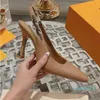 Chaussures de créateur femmes sandales à talons hauts de luxe en cuir pointe sandales sexy mode