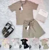 vêtements pour enfants ensembles essentiels de créateurs garçons décontractés bébé ess survêtements enfants filles tout-petits t-shirts shorts nourrissons pull pantalons pour enfants t-shirts noirs nouveau style