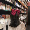 Abbigliamento per cani Copricapo portatile Moda Salute Bellezza Capelli rossi in raso per bambini adulti giapponesi Comoda clip a molla sul retro della testa