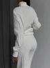 Dwuczęściowe spodnie kobiet Releft Fall/Winter 2-częściowy biały zestaw damski Zestaw Dzianin Track Sweter szyi i proste spodnie do joggingu Zestaw 2023 NOWOŚĆ J240202
