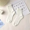 Chaussettes blanches mignonnes de deuxième génération pour femmes, JK Harajuku Lolita, Tube moyen, japonais Kawaii, rayures d'amour en diamant longues, 2024