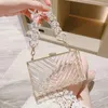 Clear Acryl Box Evening Bag Mini Chain Prom Purse Womens Square Handväskor för bröllopsfest 240131