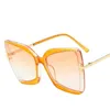 Lunettes de soleil européennes et américaines INS grand cadre T mot lunettes de soleil pour femmes éblouissent couleur oeil de chat mode lunettes de soleil papillon lunettes de soleil J240202