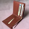 2024 MENS Short Wallet Wallet Card Card حامل 2 أضعاف محفظة الرجال الفاخرة محفظة معمل مع حاملي مقصورة الحافظة مربع هدايا