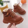 Botas infantis inverno moda adicionada bota de couro grosso e quente impermeável leve meninas sapatos de algodão de pelúcia tamanho 21-30