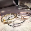 Prezzo di vendita al dettaglio 18k Vergulde Ontwerper Luxe Sieraden Vergulde Bekende Merken Armband For Vrouwen