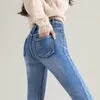 Vrouwen Thermische Jeans Winter Sneeuw Warme Pluche Stretch Jeans Dame Skinny Dikker Fleece Studenten Broek Vrouwelijke Retro Blauwe Broek 240129