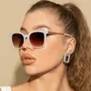 Lunettes de soleil OVOYAN Vintage Square Femmes Mode Lunettes rondes pour femmes/hommes Simple Métal Creux Lunettes Lentes De Sol Mujer