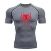 Men's T-skjortor Spider Super Hero Logo Tryckt T-shirt för män Komprimeringskjorta Fitness Sportkläder som kör tätt gymträning TEES snabbt torrt