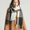 Luxe Winter Warm Kasjmier Plaid Sjaal Vrouwen Lange Pashmina Foulard Vrouwelijke Sjaals Dame Kwastje Sjaal Wraps Ontwerp Nieuwe