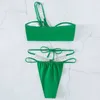 Costumi da bagno da donna sexy con strass bikini 2022 donne monospalla costume da bagno verde taglio alto perizoma di lusso costumi da bagno cristallo diamante costume da bagno J240131