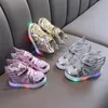 Wings Children Shoes Fashion Spring Autumn Glow blinkande LED -sko barn koreanska stil babyskor pojkar flickor sportskor 240202