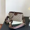 High End torebka dla kobiet, nowy modny drukowany na ramię w zachodnim ramię słynną swobodną torbę crossbody, zdolna mała kwadratowa torba 2024 78% zniżki na sklep hurtowy