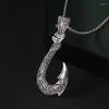 Pendant Necklaces Creative Retro Old Navy Fishhook Stainless Steel Necklace For Men And Women Casual Sweater Chain Fishing Friends