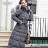 Kadın Trençkotları Velvetelements 2024 Pamuklu Yastıklı Liner Parkas 3xl Moda Kürk Yaka Kış Kış Ceketleri Kadınlar Uzun Kapşonlu Ceket