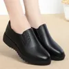 Spring Autumn Mother Flats Shoes Soft Sole Loafers Round Toe Flat Non slip Female Casual Leather 240202