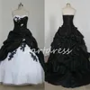 Gotik Siyah Beyaz Gelinlik Vintage Fırfırlar Sevgilim Balo Gown Dantel Ülke Gelin Elbise 2024 Korse Victorian Fantasy Gelin Elbise Robe de Mariee Novias