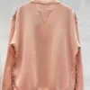 حياكة النساء Tees Designer العلامة التجارية 2024 أوائل الربيع الجديد من صوف الصوف المحبوب من الصوف الكارديجان الأعلى ثلاثة أحجام C7RC