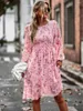 Casual klänningar 2024 Kvinnor O Neck Lång ärm Hög midja Slim Floral Dress for Ladeis Spring Autumn Loose Printed