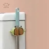 Portaoggetti da cucina Clip per mocio a forma di granchio senza punzoni per cartoni animati Elegante supporto per installazione senza fori per il bagno