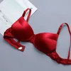 BRAS BRAS Women Satin Silk Bra Ultra-Thin Breattable Wireless Underwear Female Sexig underkläder Top Push Up Brassiere YQ240203