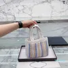 مصمم نساء من المألوف حقيبة أزياء رسالة طباعة أكياس قش حقيبة تسوق حياكة