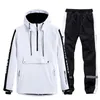 Skipaksets voor mannen en vrouwen Sneeuwkleding Trui Snowboardkleding Winter Outdoor Kostuum Jassen Broeken Unsex 240119