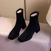 Sapatos de vestido botas curtas femininas camurça de vaca outono inverno salto grosso versátil plataforma média sola de borracha botas de mujer casual