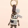 Anahtarlıklar Vintage LIME MOVEBLE ROBOT KEYHAIN KADINLAR Creative Metal Anahtar Kolye Keytings Erkek El Dokusu Cowhide Deri Araba Zinciri286p