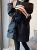 Chaquetas de mujer Colección de cintura con capucha Diseño Sense Sports Windbreaker Abrigo a prueba de viento femenino 2024 Primavera Ropa de tormenta que combina con todo