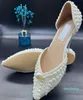 Designer -Kvinnor Sandaler Pearl Elegant Bridal Wedding Dress Shoes Platform Heels Pearls Leather Womens Sandal med Box Size: 35-43