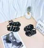 baby zomer sandaal schoenen zwarte kleur kind meisjes mode pantoffels echt leer vamp letter ontwerp kinderschoen