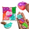 Party Favor 20st Mini Pop Keychain Toddler Sensory Fidget Toys Bulk för klassrumspriser Kids Födelsedag gynnar Goodie Bag Stuffers