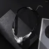 Hänghalsband vintage silverfärg vridna halsband för kvinnor 2024 collare kedjor oregelbundna chokers gotiska smycken trender produkter