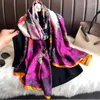 Halsdukar tryck design lyx varumärke siden halsduk för kvinnor stort sjal wrap pannband hijab strandstolar kvinnliga foulard echarpe bandana